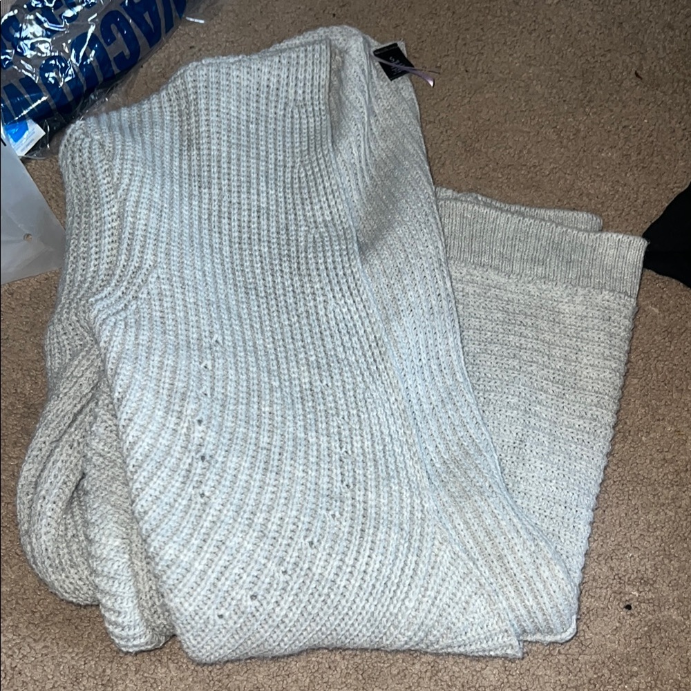 Cozy Knit cardigan in Light Gray